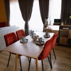 Коттедж (ДОМ С БАННЫМ ЧАНОМ И 3 мя СПАЛЬНЯМИ 475), Гостевой дом ЕН Грин лаундж