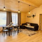 Коттедж (Дом 513 с чаном), Гостевой дом ЕН Грин лаундж