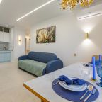 Люкс (Апартаменты RentPlaza у Волги с видом на реку), Апартаменты RentPlaza на Мусоргского 1а