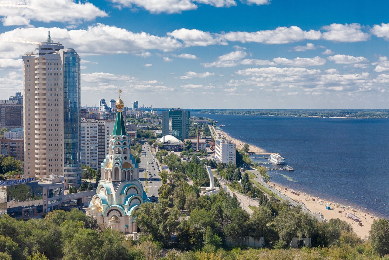 Люкс (Апартаменты RentPlaza у Волги с видом на реку), Апартаменты RentPlaza на Мусоргского 1а
