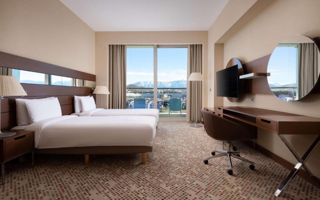 Двухместный (Стандарт с видом на горы и двумя раздельными кроватями) отеля Mantera Resort & Congress, Сириус