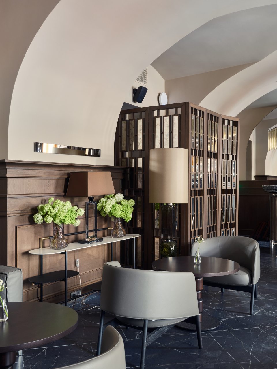 Отель Cosmos Selection Saint-Petersburg Italyanskaya Hotel
