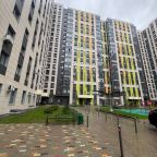 Трёхместный и более (Орлеан), Life Apartments