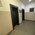 Трёхместный и более (Орлеан), Life Apartments