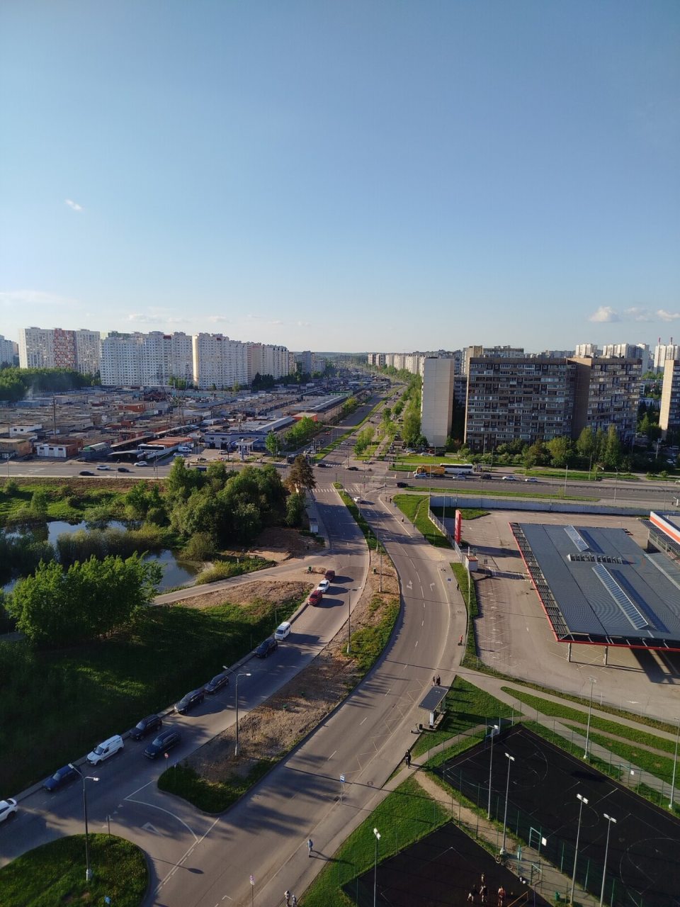 Трёхместный и более (Орлеан), Life Apartments