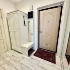 Трёхместный и более (Орлеан), Life Apartments