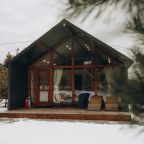 Дом (Солнечный барн), Глэмпинг Gagarka village