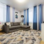 Трехместный (Апартаменты), Апартаменты В Питер на сутки Рашетова 7