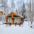 Коттедж (Домик на опушке), Гостевой дом Оленья ферма Бэмби Лэнд