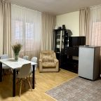 Квартира (С отдельным входом на 1 этаже и кухней), Отель ПЕРСОНА