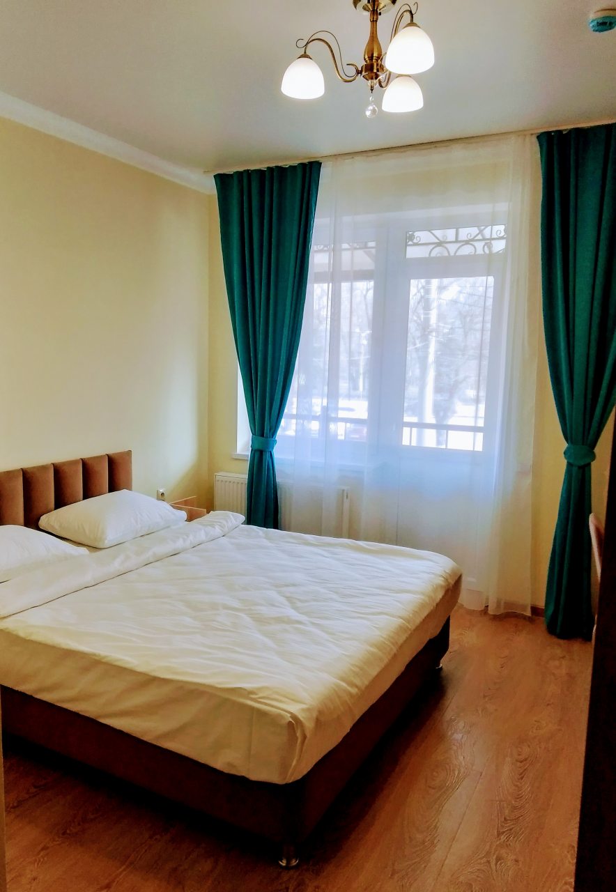 Двухместный (Стандарт с отдельным входом) мини-отеля Парацельс, Владикавказ