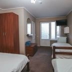 Трёхместный и более (Номер категории «Стандарт»), Загородный отель Прибой