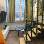 Люкс (Варшавка Люкс), Апарт-отель Варшавка 125