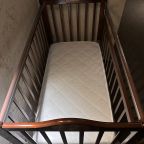 Детская кроватка, Бутик-Отель УНА