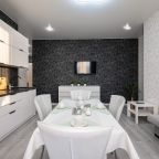 Четырехместный (Пять Звёзд на Манхэттене), Апартаменты Пять Звёзд на Манхэттене