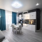 Четырехместный (Пять Звёзд на Манхэттене), Апартаменты Пять Звёзд на Манхэттене