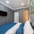 Четырехместный (Пять Звёзд на Манхэттене), Апартаменты Пять Звёзд на Манхэттене