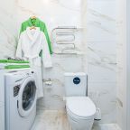 Четырехместный (Пять Звёзд на Манхэттене), Апартаменты Пять Звёзд на Манхэттене