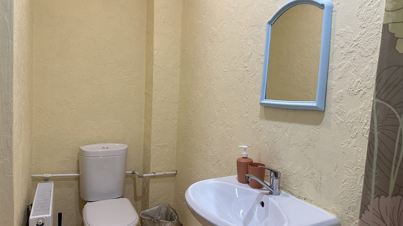 Трёхместный и более, Гостевой дом Allegro Home