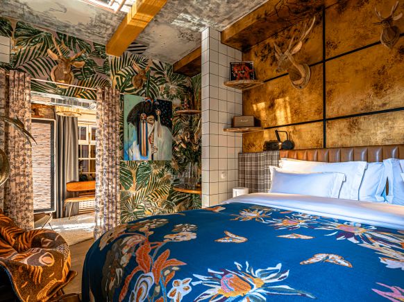 Отель Villa Mr. Pinky, Санкт-Петербург