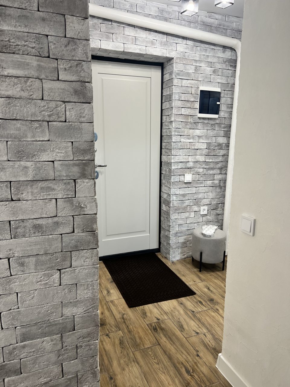 Красивая прихожаЯ