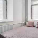 Двуспальная кровать