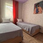 Коттедж (Дом с баней на Дорожников 6), Коттедж Rich House на Дорожников 6