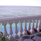 Двухместный (Полулюкс с одной двуспальной кроватью с балконом и видом на море), Мини-отель SohoHotel