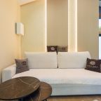 Коттедж (Шале на берегу вулканической реки), Гостиница Кунашир Резорт и СПА