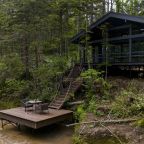 Коттедж (Шале на берегу вулканической реки), Гостиница Кунашир Резорт и СПА