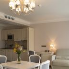 Люкс (Президентский с кухней Нумера купца Озерова 5*), Русские Сезоны Село Вятское отели 5*