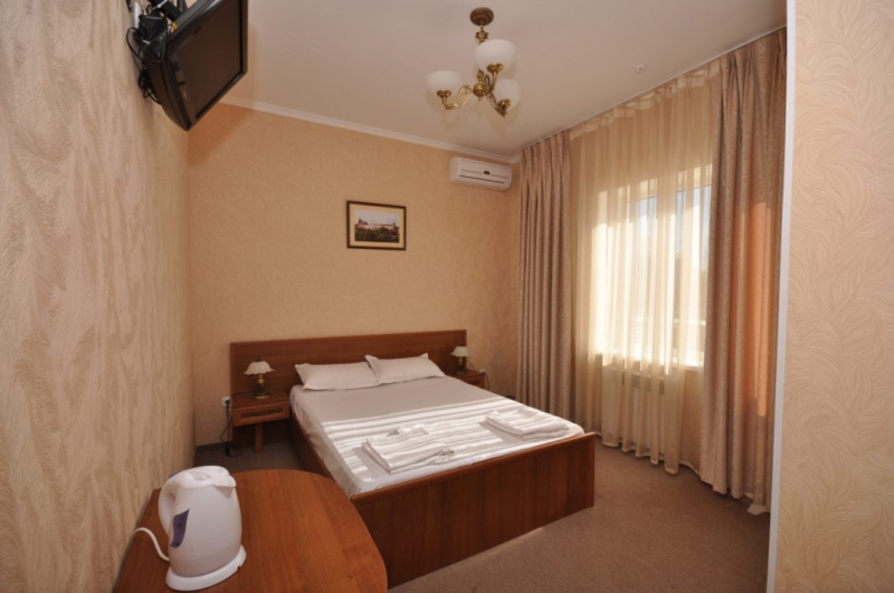 Двухместный (Двухместный стандарт) гостиницы Прага, Николаевка (Крым)