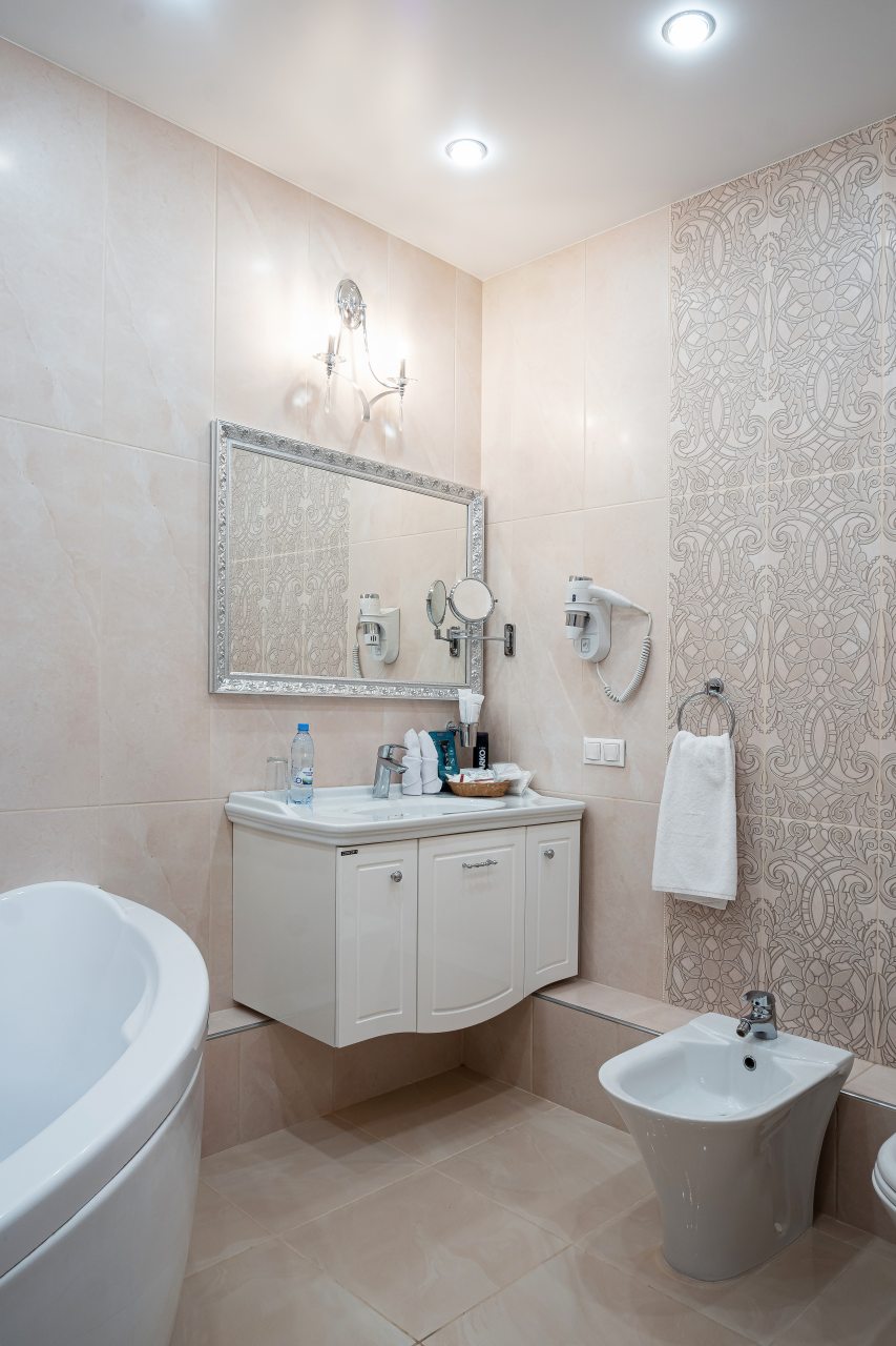 Косметические принадлежности премиум класса, фен, биде