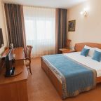 Номер площадью 20-23 кв.м.