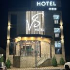Охраняемая парковка, Гостиница VS.hotel