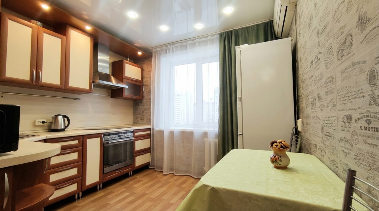 Собственная кухня, Апартаменты Миндаль