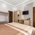 Четырехместный, Гостевой дом Версаль