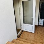 Студио (В цокольном этаже), Апартаменты на Черноморской