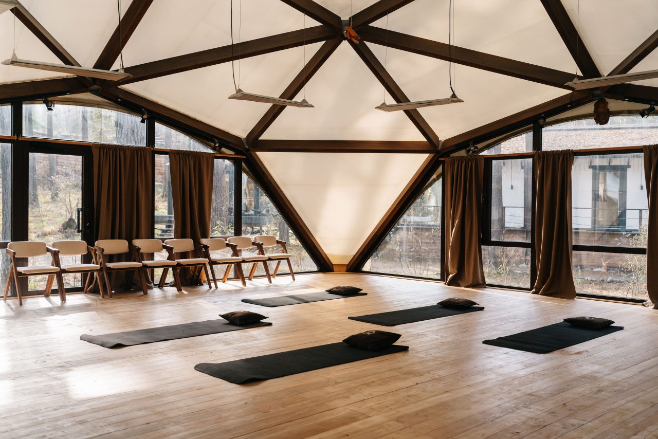 Конференц-зал «ВЕЛЕС-ХОЛЛ», Эко-отель Мирамирам