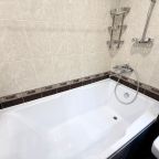 Двухместный (Квартира у парка Циолковского), Апартаменты В центре города с панорамными окнами