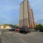 Квартира (Однокомнатная квартира в Элитном ЖК в центре), Апартаменты В центре города с панорамными окнами