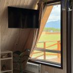 Дом (В стиле А-фрейм с открытым потолком), Загородный отель Саянский Марал