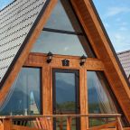 Дом (В стиле А-фрейм с открытым потолком), Загородный отель Саянский Марал