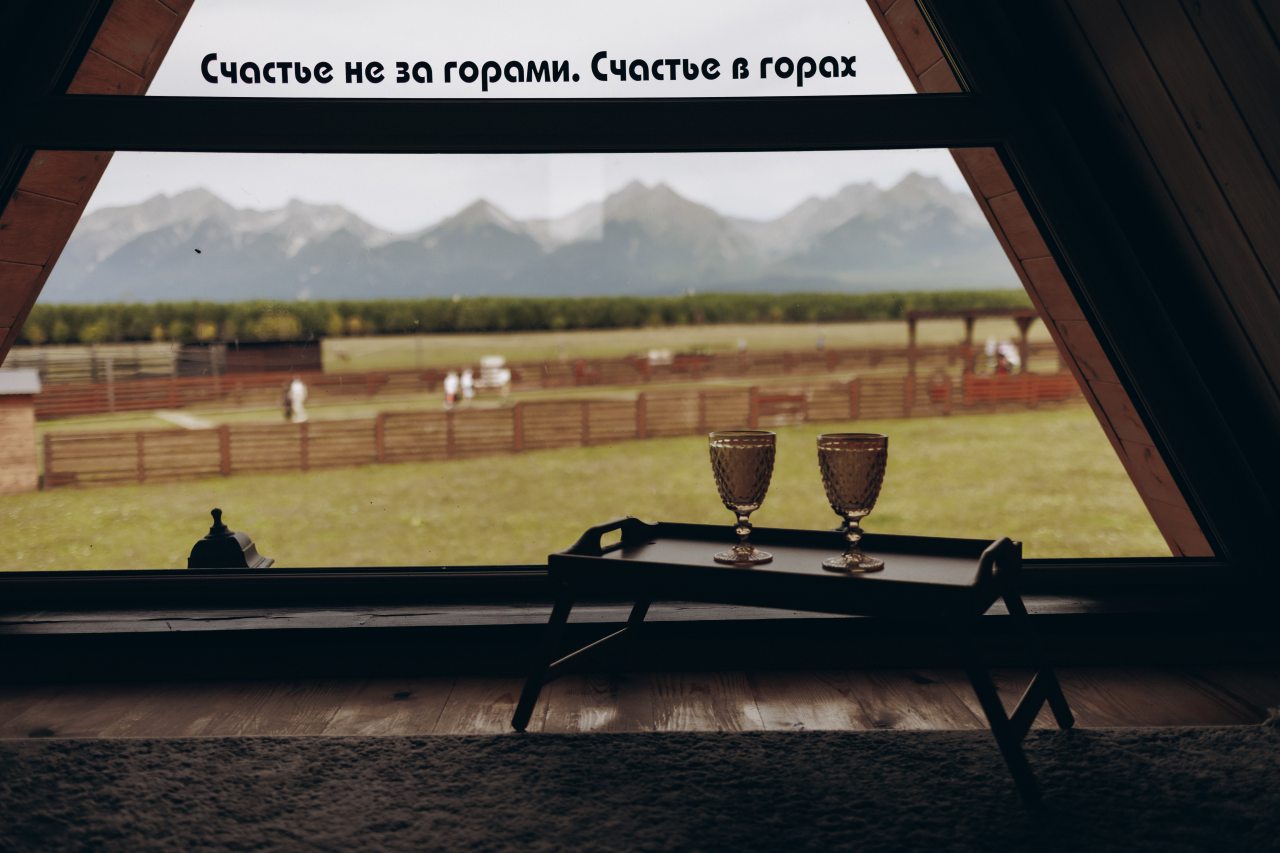 Дом (В стиле А-фрейм с полноценным вторым этажом), Загородный отель Саянский Марал