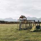 Детская площадка, Загородный отель Саянский Марал