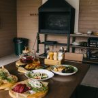 Беседки для отдыха, Загородный отель Саянский Марал