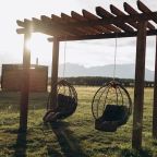 Качели, Загородный отель Саянский Марал