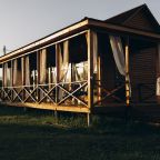 Бар / Ресторан, Загородный отель Саянский Марал