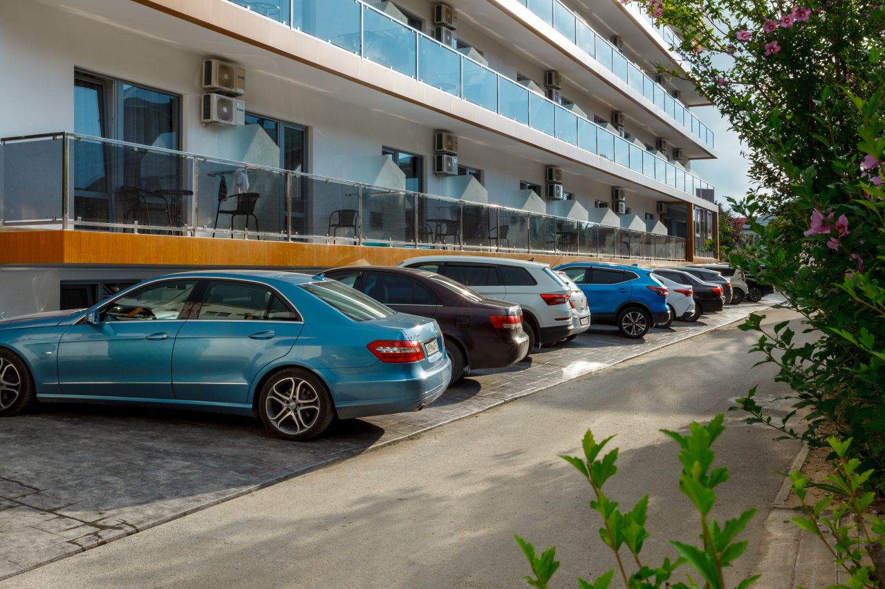 Автомобильная парковка, Отель Амфора Resort and Beach Hotel