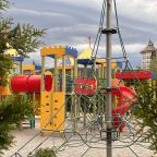 Детские площадки, Апартаменты New Life на Балтийском побережье